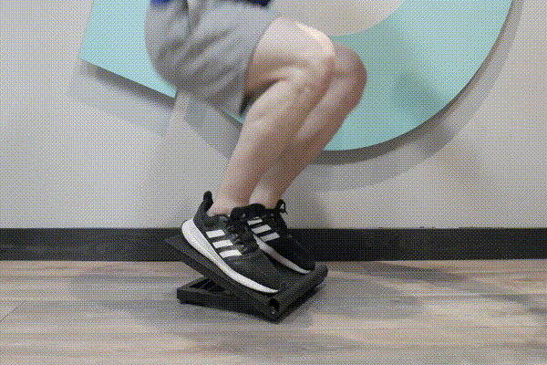 kneesovertoesguy squat